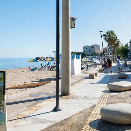 Feta Breeze Seaside 60-sec Walk To The